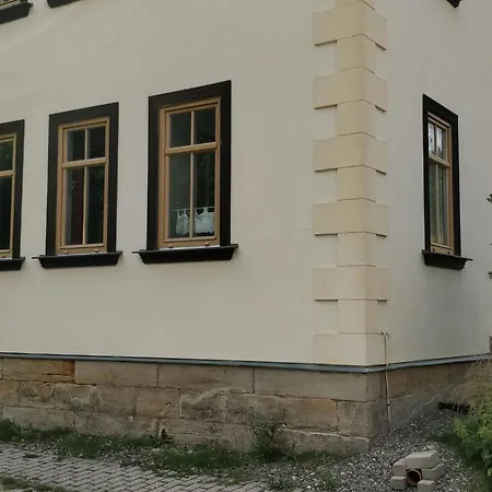 Apartment Komfortable In Mit Grossem Garten By Interhome *