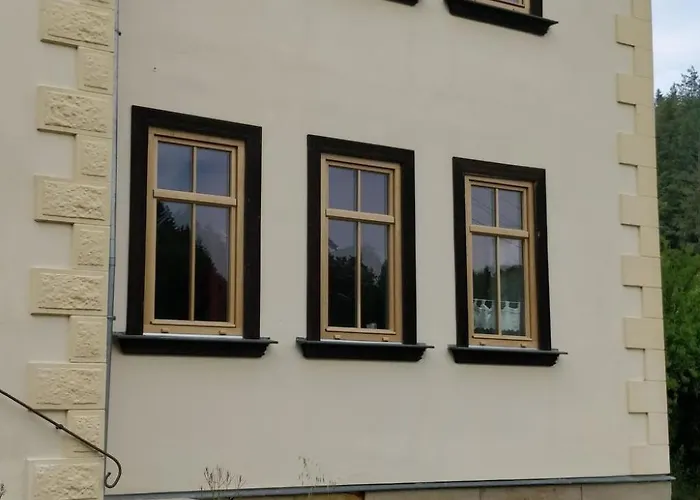 Komfortable In Mit Grossem Garten By Interhome Paulinzella